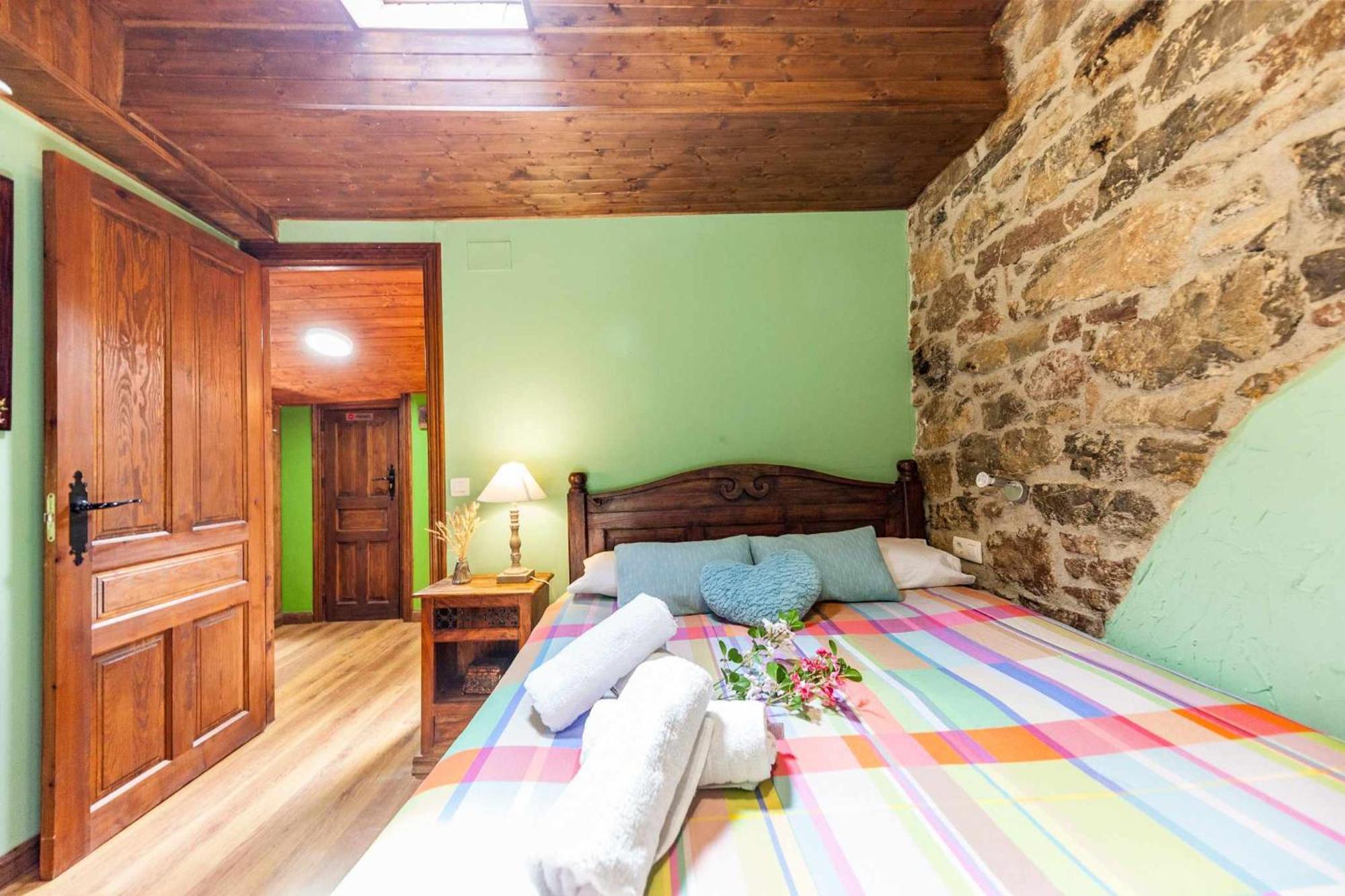 Montegrande Entorno Magico Rodeado De Montanas Apartman La Plaza Kültér fotó